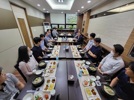 직원간담회[국제교류팀, 정보개발팀, 정보인프라팀]